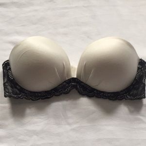 Strapless VS Bra